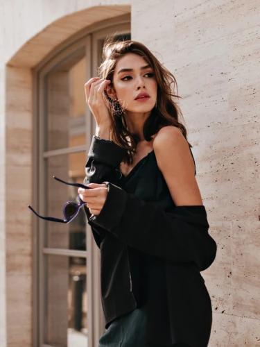 PLUS BASIC BLAZER ROLL UP ZWART